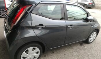 TOYOTA AYGO PER NEOPATENTATI pieno