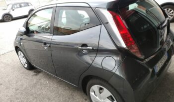 TOYOTA AYGO PER NEOPATENTATI pieno